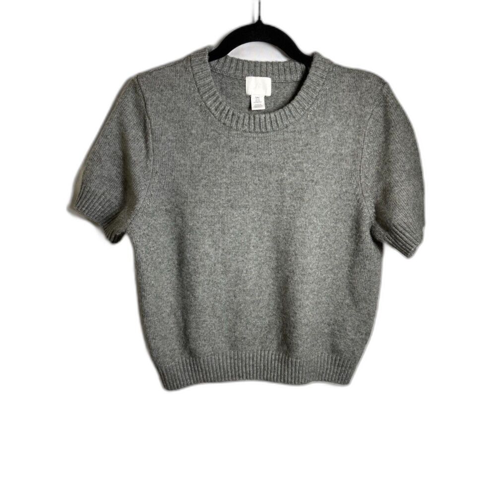H&M Women’s Gray Short Sleeve Knit Sweater Crewneck Minimalist